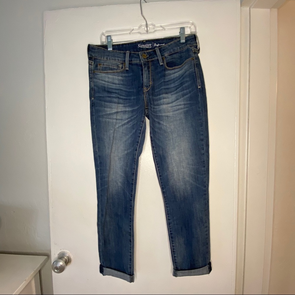 NWOT Levi Signature Medium Wash Jeans